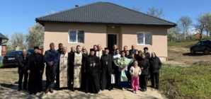 Casă nouă pentru o familie din Vălenii Șomcutei prin proiectul eparhial „Construiește o casă, zidește suflete”