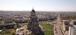 Programul liturgic al Catedralei Episcopale Baia Mare în Săptămâna Patimilor