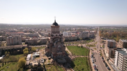 Programul liturgic al Catedralei Episcopale Baia Mare în Săptămâna Patimilor