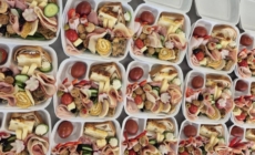 Ouă roșii, cozonac și pască pentru pacienții Spitalului de Pneumoftiziologie din Baia Mare