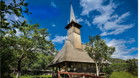 Biserica monument „Sfântul Mare Mucenic Gheorghe” din Muzeul Satului Baia Mare va fi sfințită în 23 aprilie