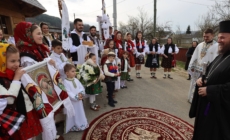 Parohia Rozavlea – Șesu Mănăstirii și-a sărbătorit hramul în a treia zi de Paști
