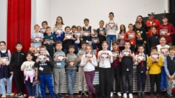 „Puterea Gândului” – concursul de șah care a adus împreună zeci de copii din orașul Târgu Lăpuș