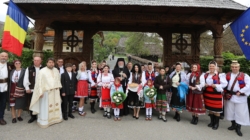 PS Părinte Iustin a târnosit biserica din incinta Muzeului Satului Baia Mare