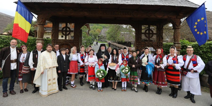 PS Părinte Iustin a târnosit biserica din incinta Muzeului Satului Baia Mare