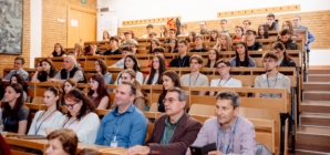 Zeci de elevi pasionați de matematică s-au reunit la Concursul Interjudețean ECOMAT