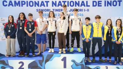 Sportivii Flykick Team Baia Mare s-au întors cu medalii de la Campionatul Național de înot seniori, tineret juniori I – II