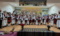 „Coconașii Brebului” au câștigat trofeul Festivalului „Pe Toloaca Satului” de la Vorona
