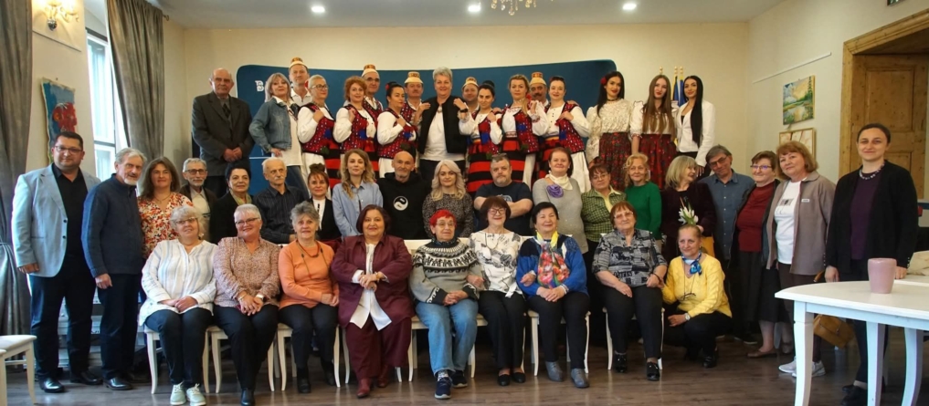 „Salonul de Primăvară” a adus culoare și emoție la Casa de Cultură din Baia Sprie