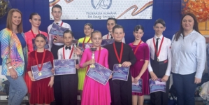 Sportivii Clubului DanceLight Studio Baia Mare au reușit zece finale și șase podiumuri la IDance Academy Festival
