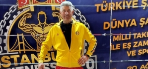 Profesorul Grigore Coman din Vișeu de Sus, medalie de bronz la Campionatul Balcanic de Culturism și Fitness de la Istanbul