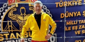 Profesorul Grigore Coman din Vișeu de Sus, medalie de bronz la Campionatul Balcanic de Culturism și Fitness de la Istanbul