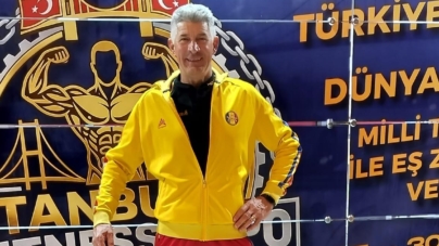 Profesorul Grigore Coman din Vișeu de Sus, medalie de bronz la Campionatul Balcanic de Culturism și Fitness de la Istanbul