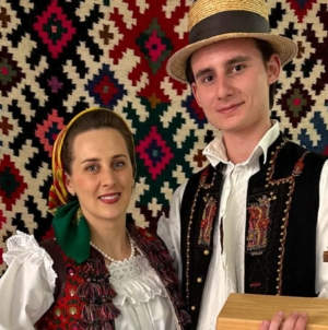 Daniel Breban, câștigătorul Trofeului Festivalului Național „Care om horește mândru” din Dragomirești