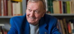 14 aprilie 1935, s-a născut Erich von Däniken