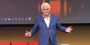 La ceas aniversar, dr. Călin Terțan și proiectele care explorează sensurile vieții