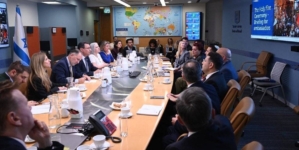 Israel redeschide accesul la locurile sfinte pentru ceremonia Sfintei Lumini