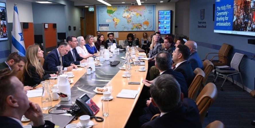 Israel redeschide accesul la locurile sfinte pentru ceremonia Sfintei Lumini