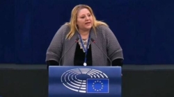 Parlamentul European a ridicat imunitatea Dianei Șoșoacă