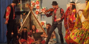 8 aprilie,  Ziua internațională a Romilor