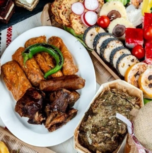 Mesele luate la ore nepotrivite pot afecta ritmul biologic și pot contribui la îmbătrânirea prematură