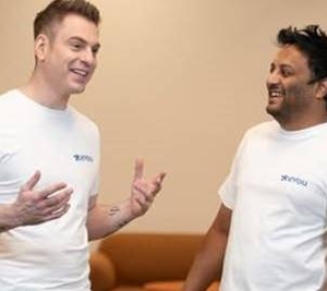 Jasseem Allybokus și Grégoire Vigroux lansează eYou, o nouă rețea socială