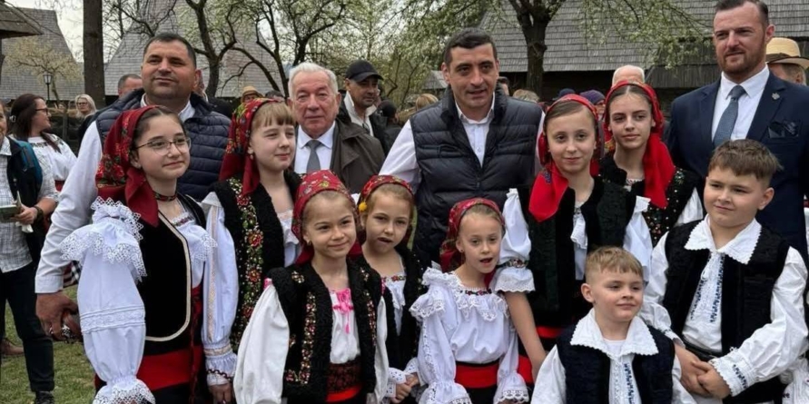 George Simion și-a petrercut a doua zi de Paști în Maramureș