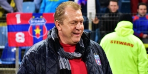 Helmuth Duckadam, eroul de la Sevilla, astăzi ar fi împlinit 67 de ani