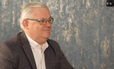 Filosoful Ciprian Mihali lansează cartea „Curajul de a sune NU. Forme ale supunerii voluntare” la Facultatea de Litere din Baia Mare