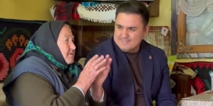 Peste 100 de seniori ai comunității din Târgu Lăpuș vor beneficia de servicii sociale adaptate nevoilor și vârstei lor