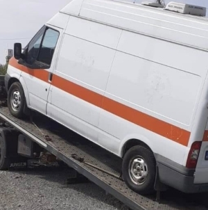 Poliția Locală a preluat o autospecială care va deveni laborator veterinar mobil, într-un proiect privind câinii fără stăpân