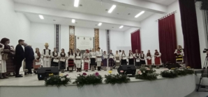 20 de tineri talentați vor participa la Festivalul-concurs de interpretare vocală „Care om horește mândru” din Dragomirești