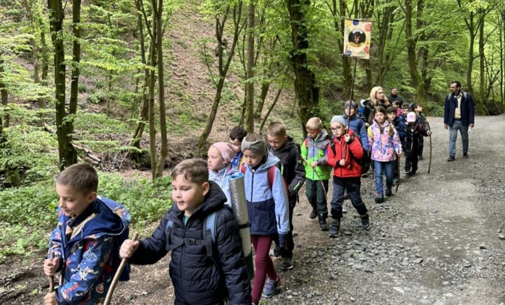 Cercetașii Maramureșului au avut parte de noi drumeții și lecții în mijlocul naturii