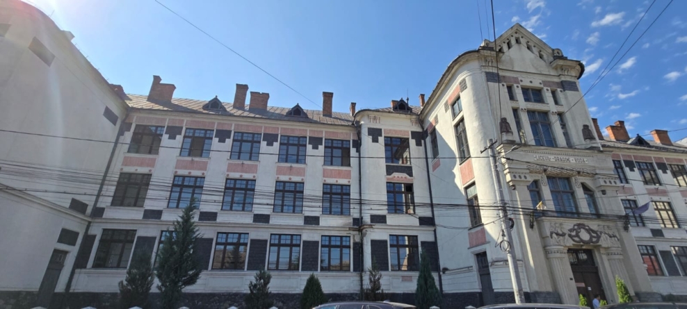 Colegiul Național „Dragoș Vodă” din Sighet, pe podium la concursul de biologie „Biologia de drag”