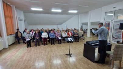 Ziua Mondială a Artei, marcată de Corul „Crizanteme” din Baia Mare în cadrul repetițiilor