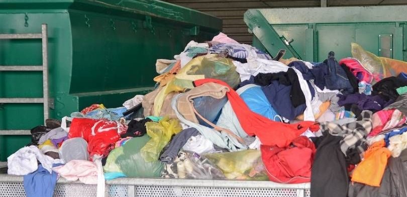 O nouă campanie de colectare de deșeuri textile în Baia Mare