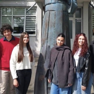 Olimpiada Națională de Dezbateri pentru Liceu: lucaciștii au reușit performanțe extraordinare la etapa județeană