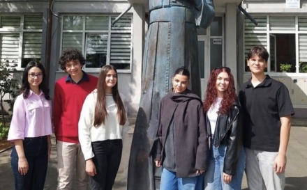 Olimpiada Națională de Dezbateri pentru Liceu: lucaciștii au reușit performanțe extraordinare la etapa județeană