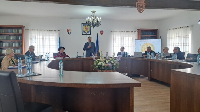 Simpozionul Național „Veghetori la obârșii”, ediția a X-a, a reunit specialiști, oameni de cultură și pasionați de istorie la Dragomirești