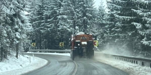 Primăvară cu zăpadă pe DN 18, în Pasul Prislop