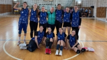 Echipa feminină de volei de la Colegiul „Gheorghe Șincai”, campioană zonală în cadrul Olimpiadei Sportului Școlar