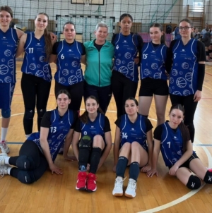 Echipa feminină de volei de la Colegiul „Gheorghe Șincai”, campioană zonală în cadrul Olimpiadei Sportului Școlar