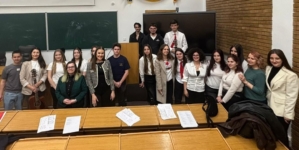 Inspirație și creație la Facultatea de Litere: elevi, studenți și cadre didactice s-au reunit în cadrul unui atelier de literatură