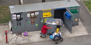 Amenzi pentru mai multe persoane care au scotocit prin gunoaie din eco-insule digitalizate