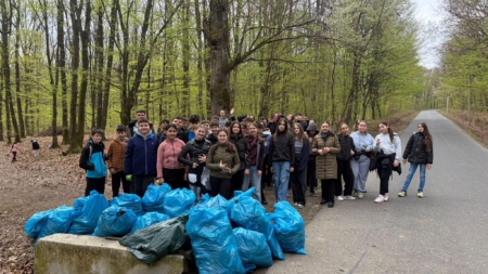 Săptămâna Verde: elevii din Șomcuta Mare s-au mobilizat pentru protejarea mediului înconjurător