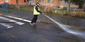 Acțiuni de igienizare a străzilor și parcărilor în Baia Mare