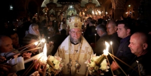 Sfânta Lumină va ajunge și în acest an în Episcopia Maramureşului şi Sătmarului