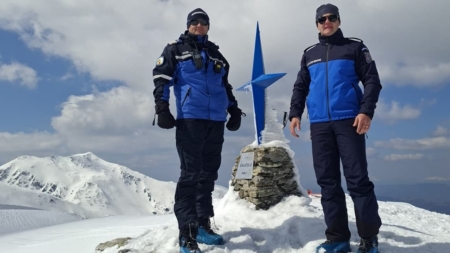 Atenționare de la jandarmii montani: „Iarna persistă în Munții Rodnei, echipați-vă adecvat dacă mergeți în drumeție”
