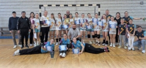 Echipa de junioare 3 de la CS Marta, calificare în turneul semifinal 2, după victorii pe linie