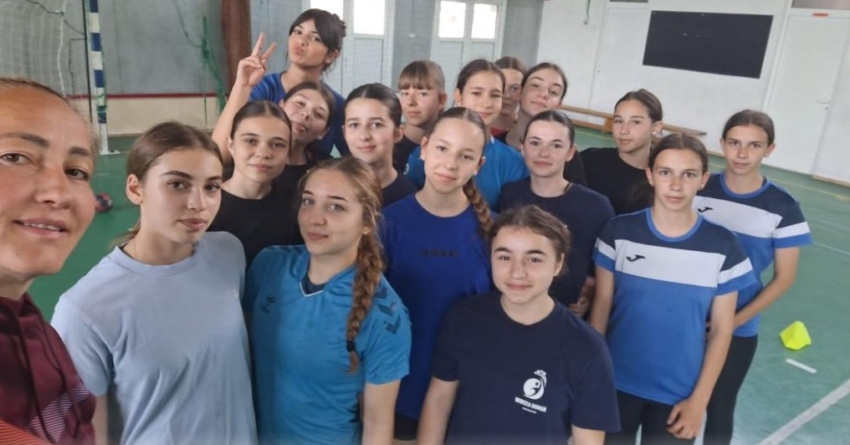 Junioarele 3 de la CS Marta debutează astăzi la turneul semifinal 1